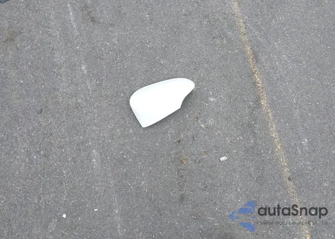 2018 Toyota Corolla Im from USA, damaged, VIN JTNKARJE9JJ567724